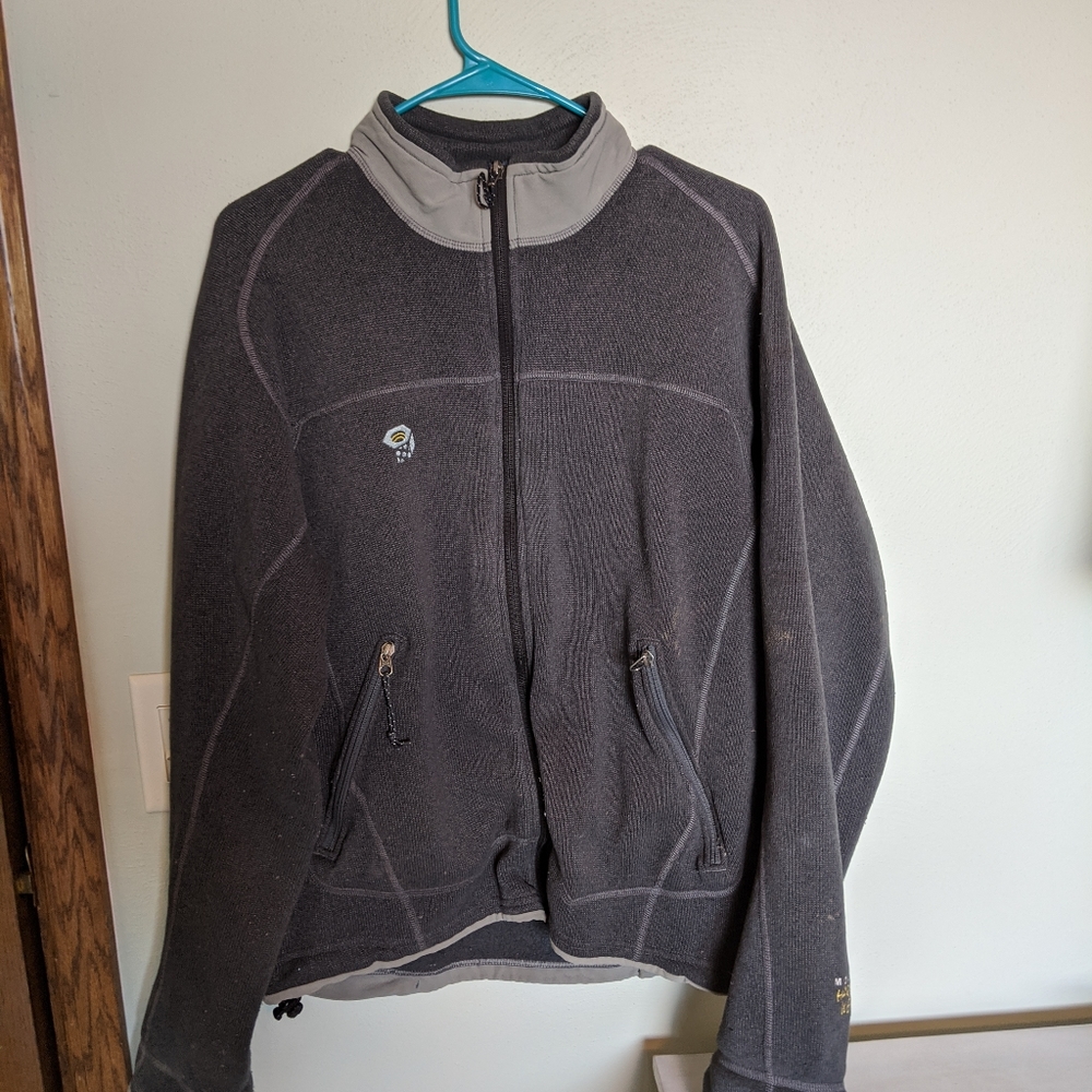 Zip up mountain hardware sweater